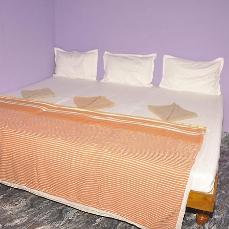 Classic Homestay Hampi Esterno foto