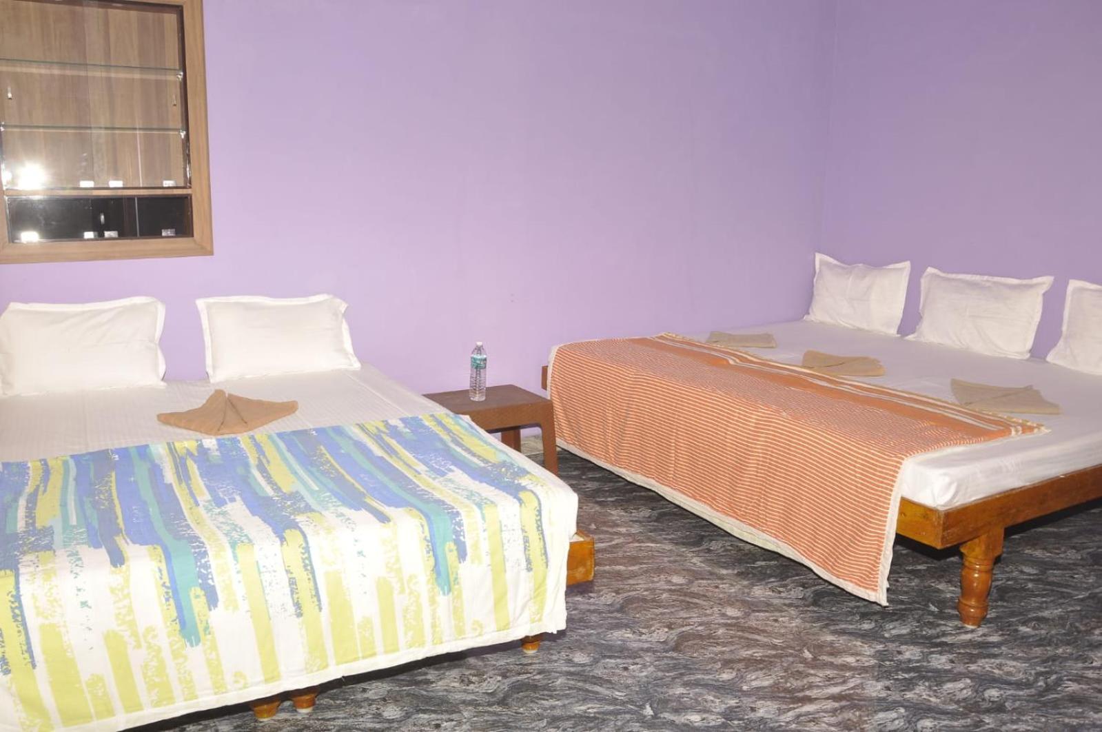 Classic Homestay Hampi Esterno foto